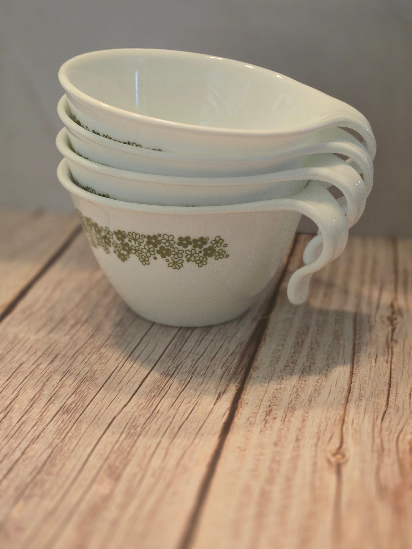 Green Daisy Corelle Cup