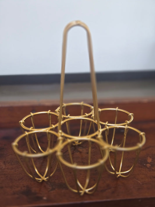 Metal egg holder